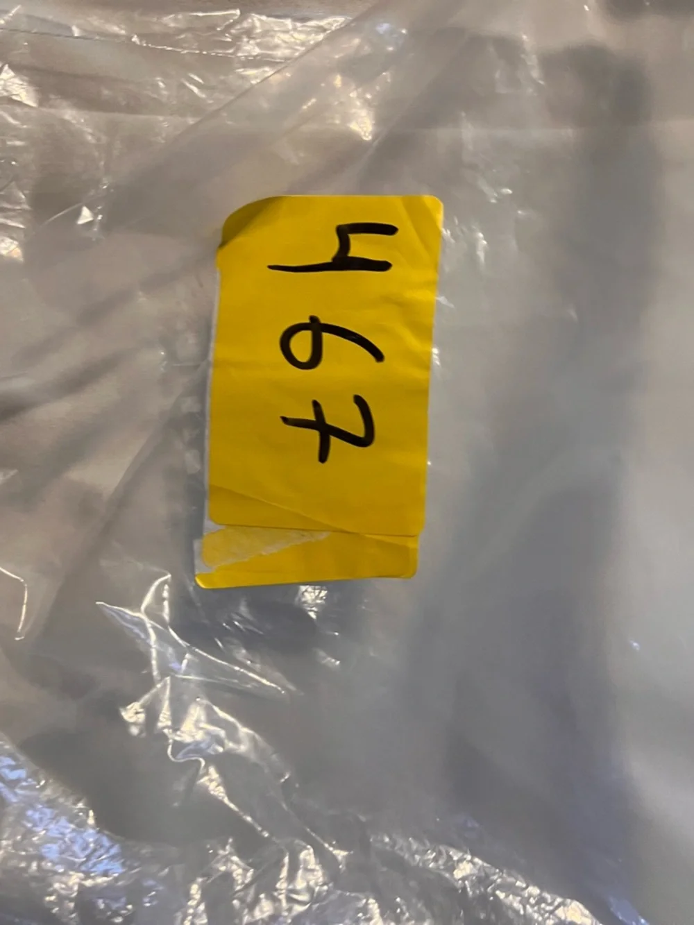 Express White Studio stretch Crepe Sweetheart V-Neck short sleeve Top - Picture 9 of 9